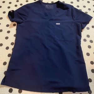 Figs XS one pocket scrub top. Navy.